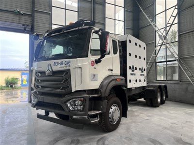 Φορτηγό τρακτέρ Sinotruck Howo CNG